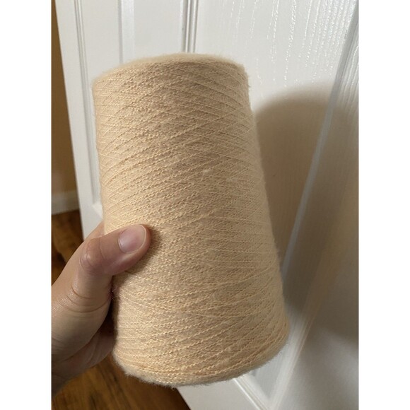 Soft Cone Yarn Peach 500g #391 - Picture 1 of 3